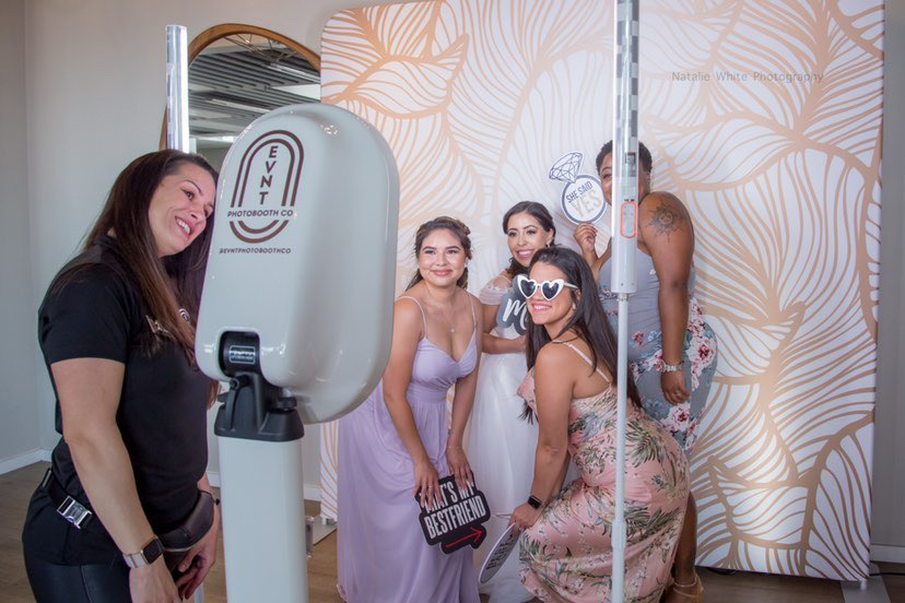 Wedding photobooth rental Tampa, FL