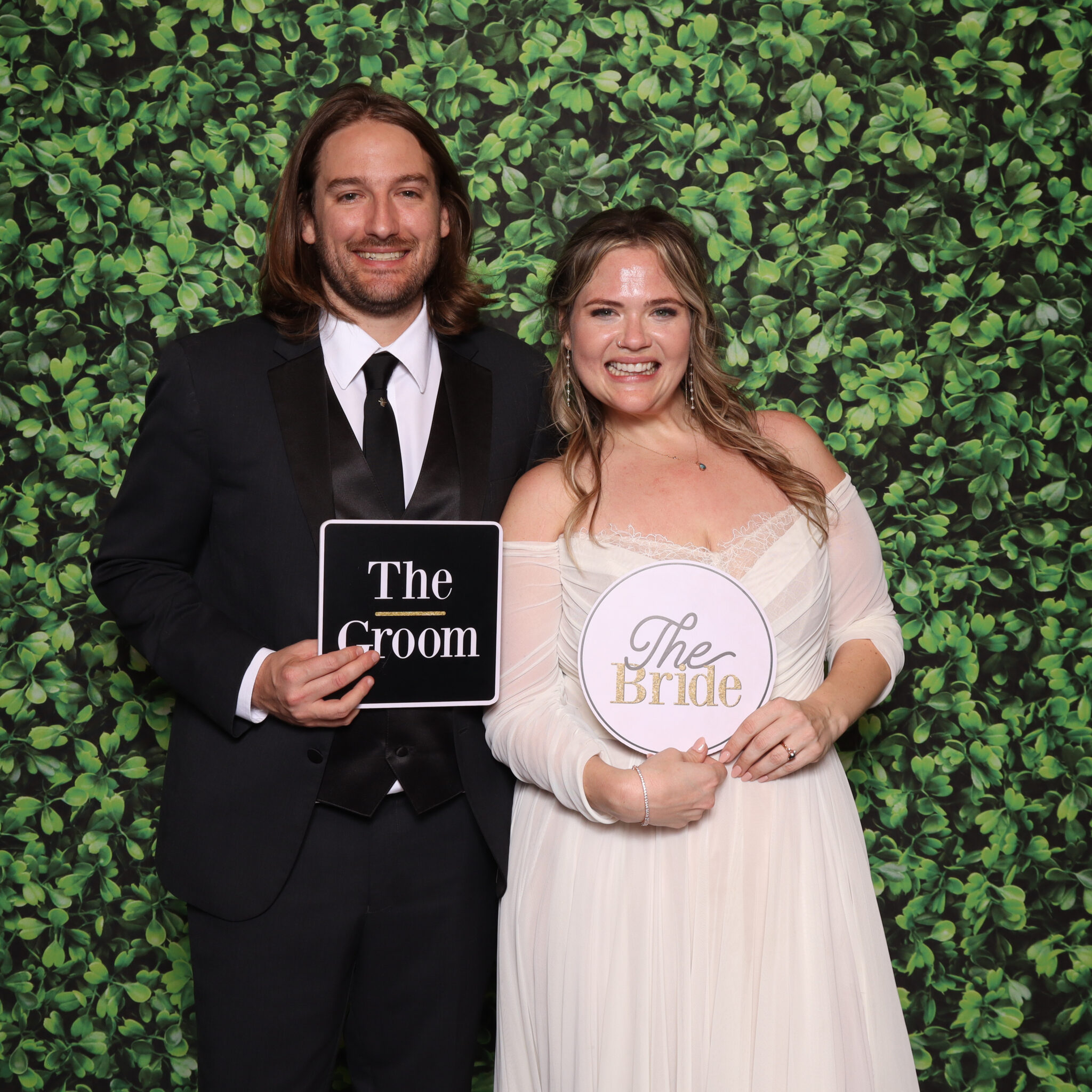 Tampa Photobooth Rental Green Hedge Wall Backdrop Wedding