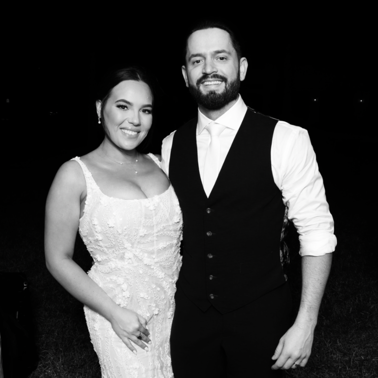 It’s Giving Glam Booth Package | Tampa, FL Photobooth Rental