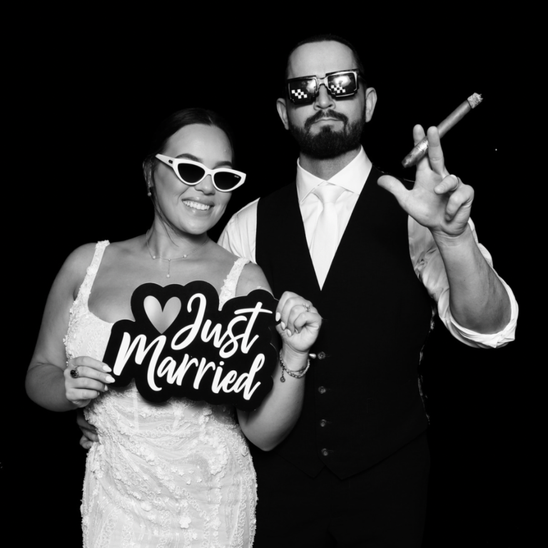 It’s Giving Glam Booth Package | Tampa, FL Photobooth Rental