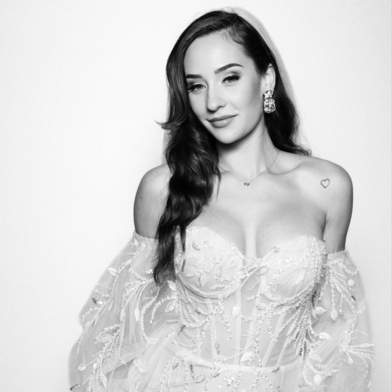 It’s Giving Glam Booth Package | Tampa, FL Photobooth Rental