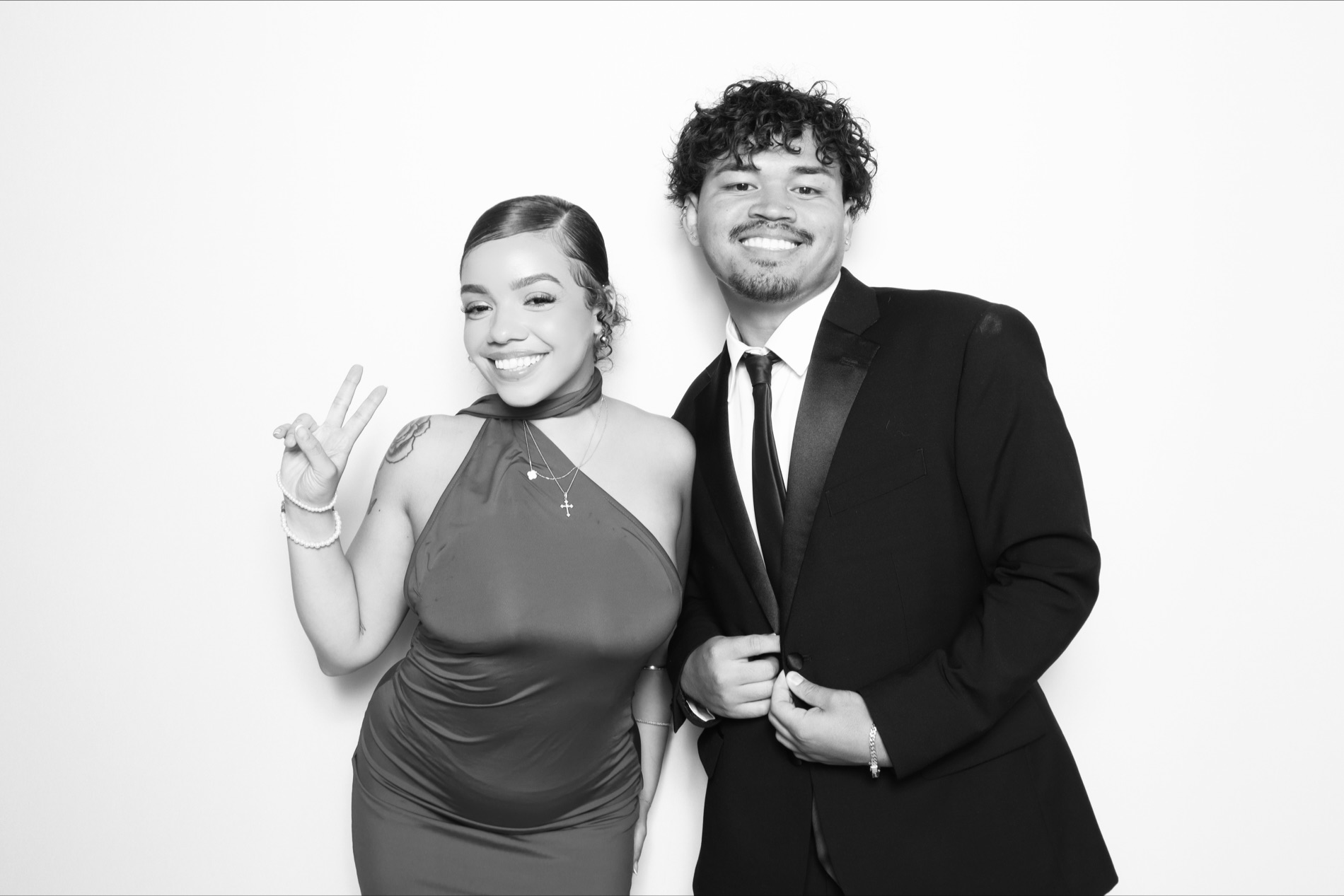 Wedding at Bella Cosa Weddings in Lake Wales, FL Glam Booth Photo Prints Wedding vendor