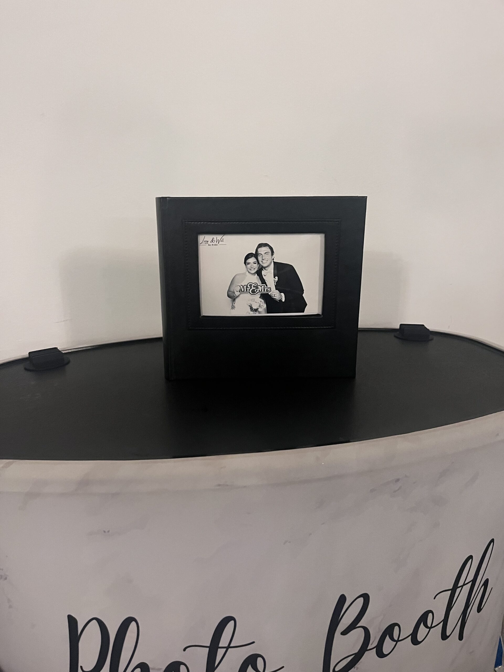 Wedding Photo Guestbook at Bella Cosa weddings lake wales florida Photo Booth