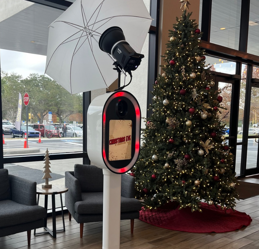 Tampa Bay Holiday Photo Booth Rental