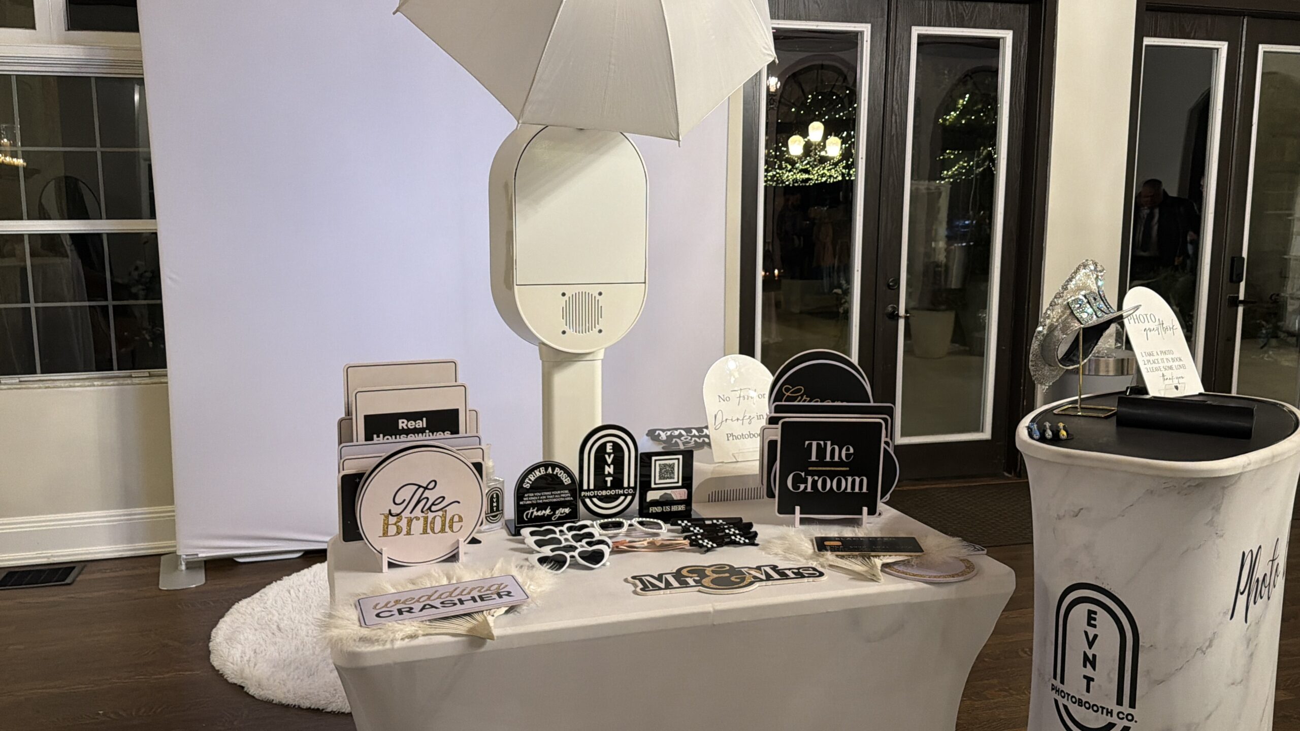 Bella cosa wedding venue vendors Photo Booth