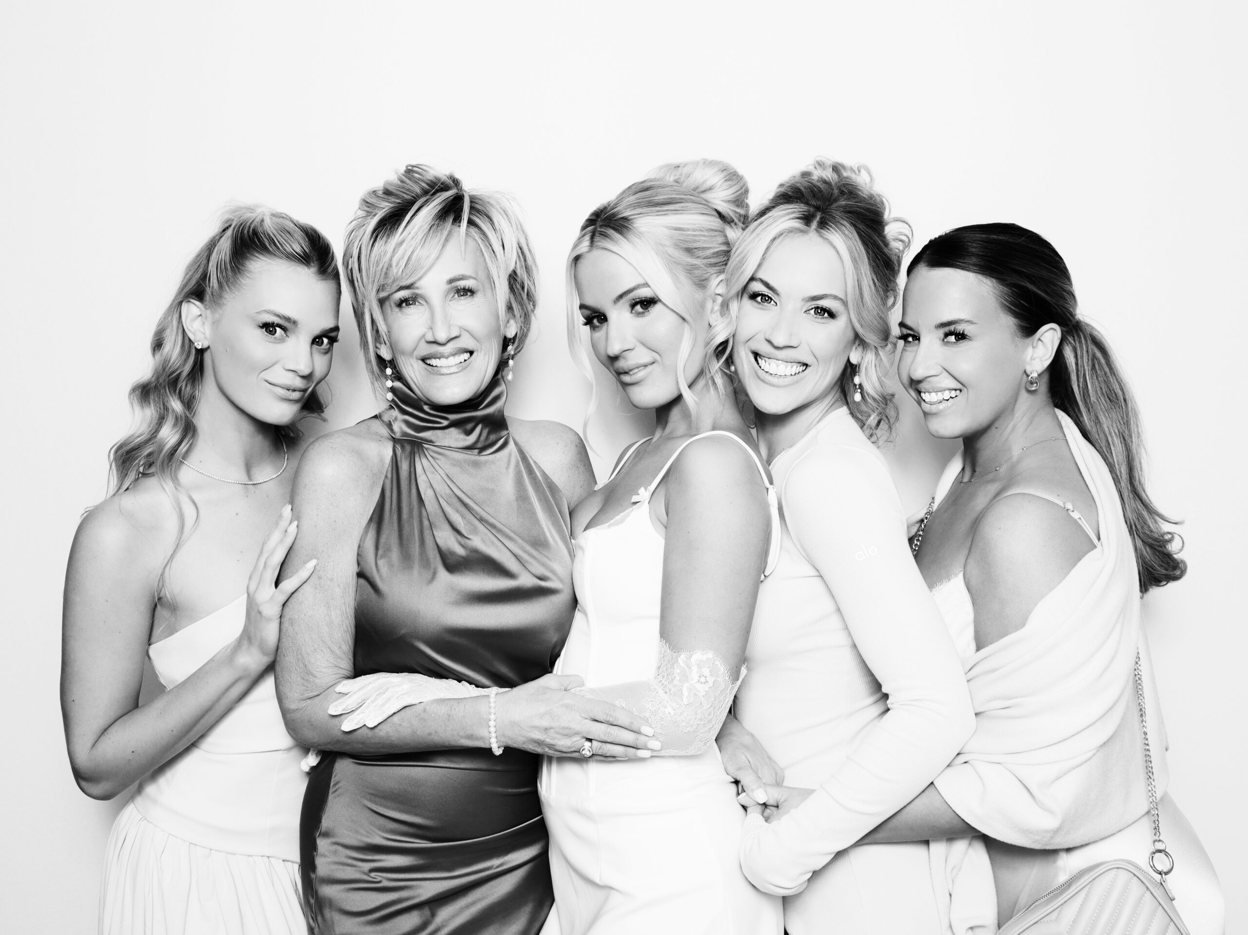 Glam booth rental tampa bay wedding